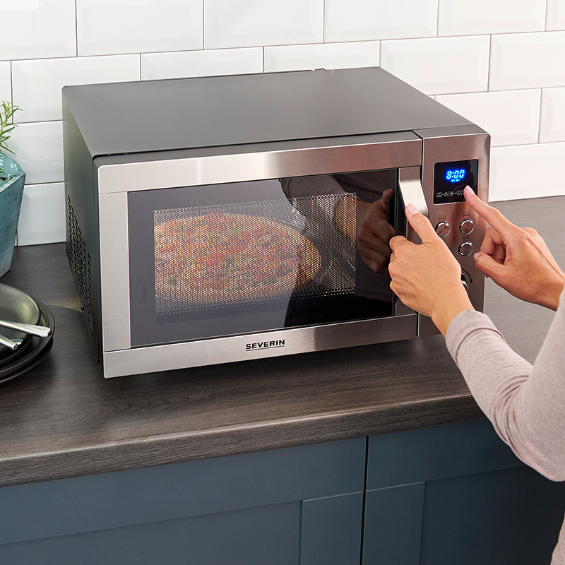 SEVERIN Micro-ondes 4 en 1, 25 L, double gril, mini four avec fonction  Pizza-Express, micro-ondes avec chaleur tournante jusqu'à 230 °C, inox/noir  mat, MW 7778 : : Cuisine et Maison