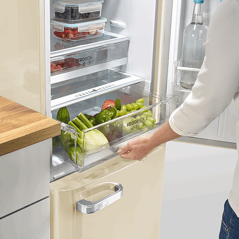 severin-kuehl-gefrierkombinationen-rkg-8929-retro-kombi-total-no-frost-creme-1