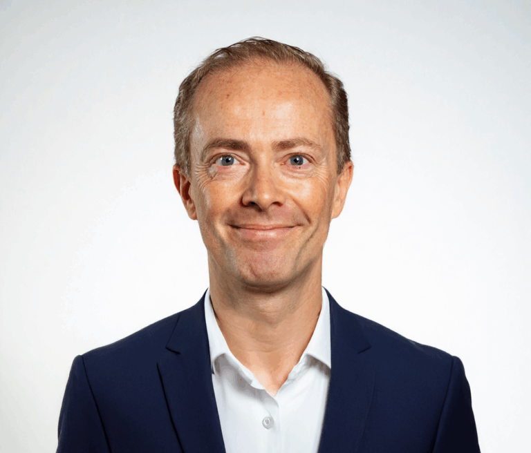 Gerhard_Sturm_formell (1)