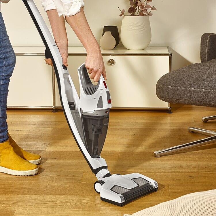 severin-hand-und-stielsauger-hv-7173-kabelloser-2-in-1-hand-und-stielsauger-8